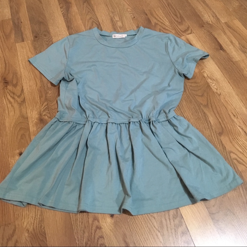 Boutique teal blouse